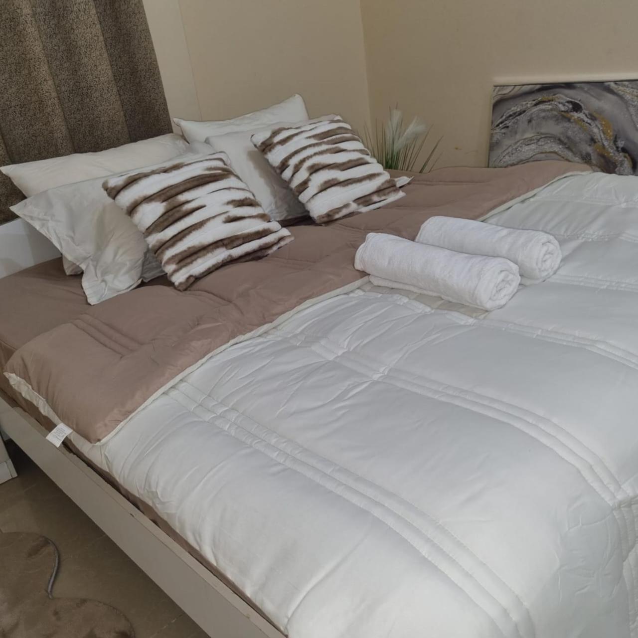 Escape To Comfort Homestay Abu Dhabi
